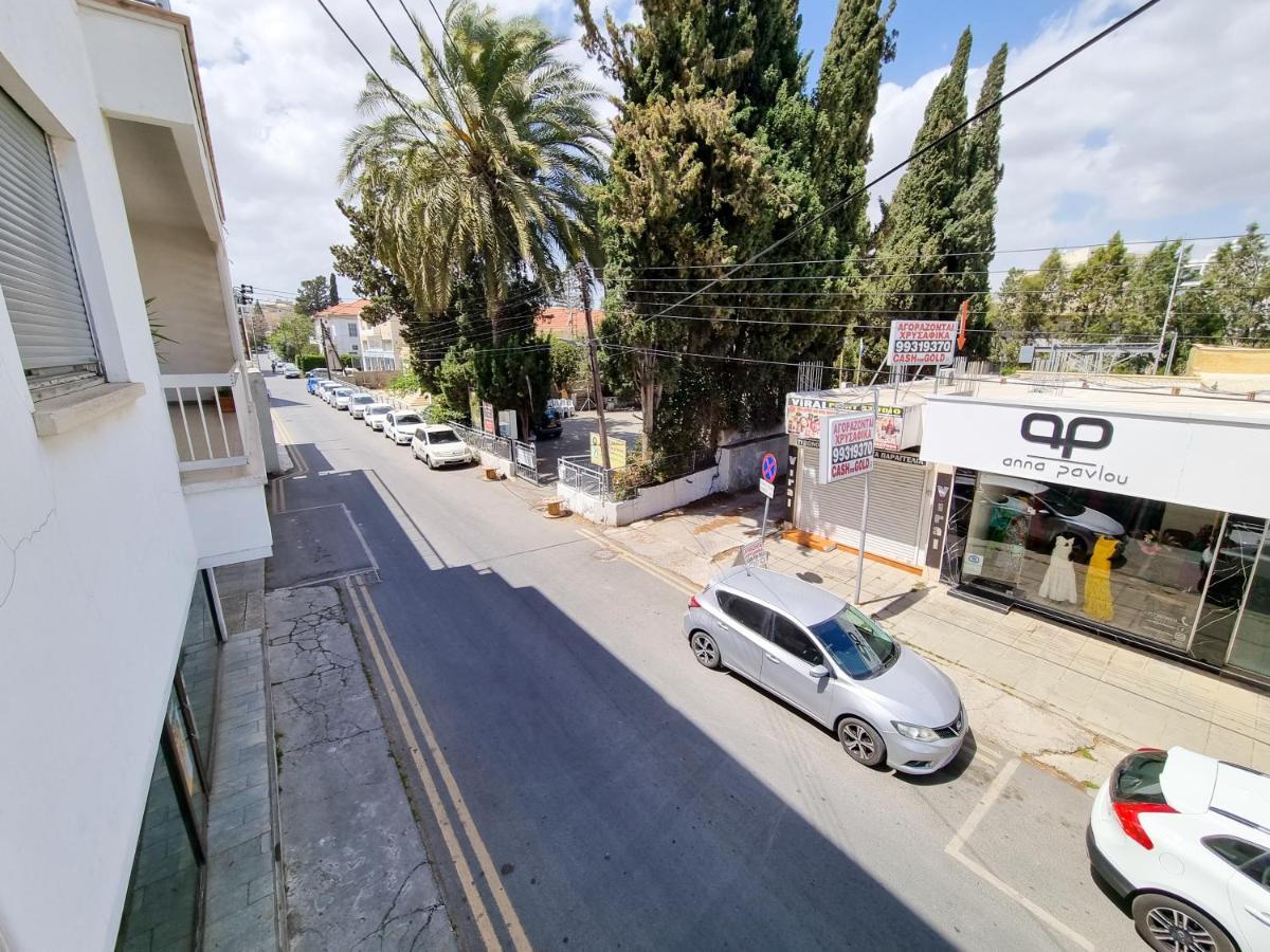 Cheer Up City Apartment, Near To The Finikoudes Beach ラルナカ エクステリア 写真