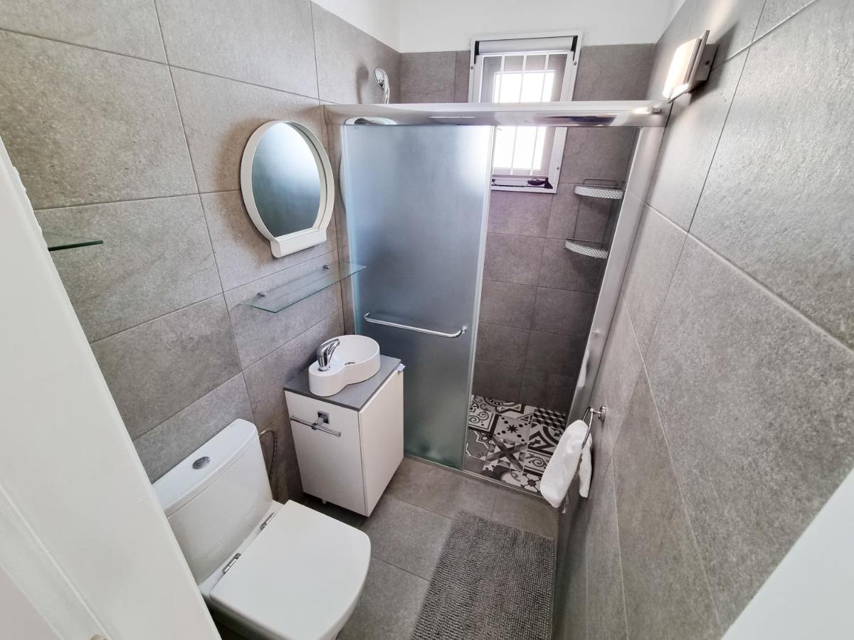 Cheer Up City Apartment, Near To The Finikoudes Beach ラルナカ エクステリア 写真