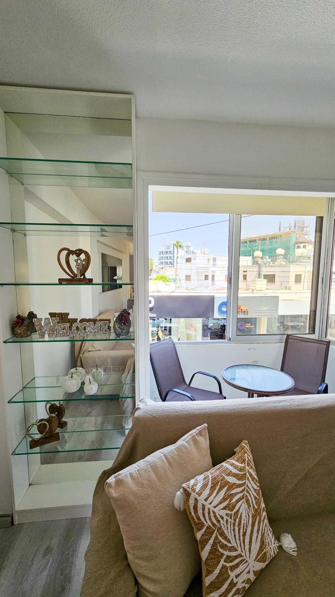 Cheer Up City Apartment, Near To The Finikoudes Beach ラルナカ エクステリア 写真